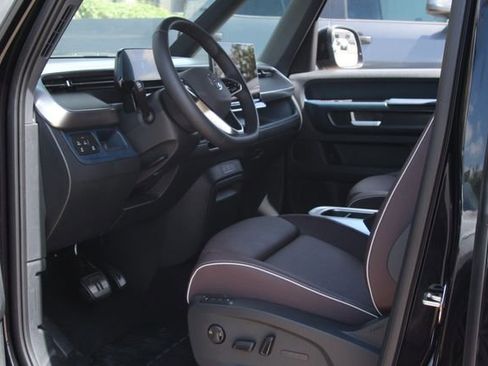 New 2025 Volkswagen ID. Buzz Pro S image 10