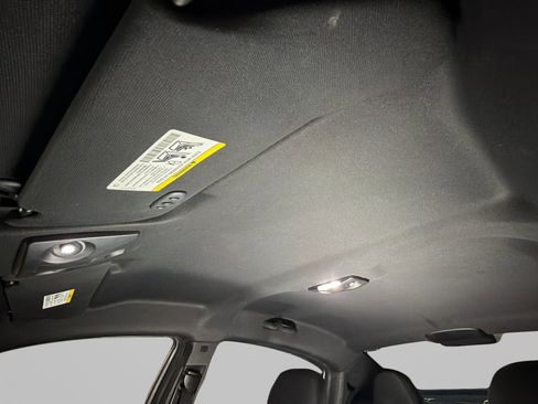 Used 2012 Chrysler 200 Touring image 31