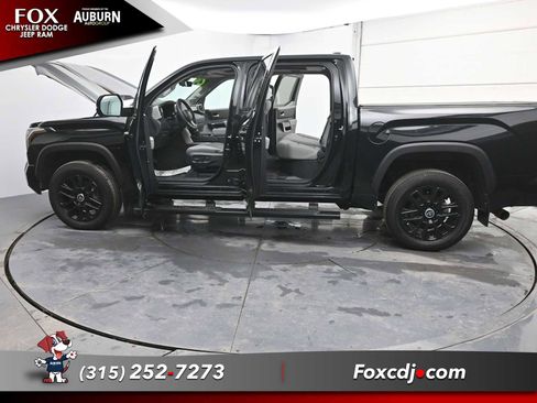 Used 2024 Toyota Tundra Limited image 35