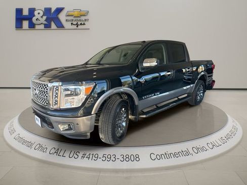Used 2018 Nissan Titan Platinum Reserve image 3