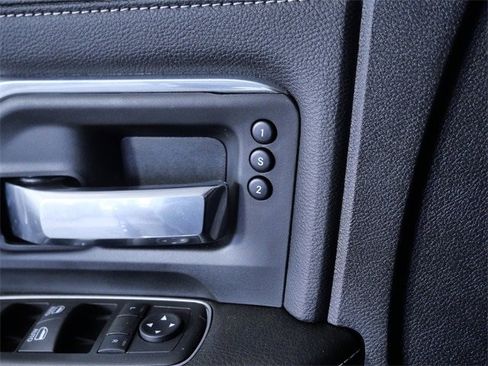 Used 2022 RAM 2500 Laramie image 30