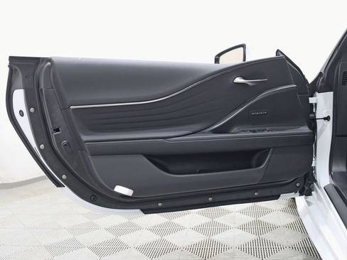 Used 2021 Lexus LC 500 Convertible w/ Touring Package RWD image 30