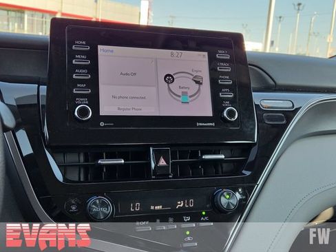Used 2023 Toyota Camry LE FWD image 7