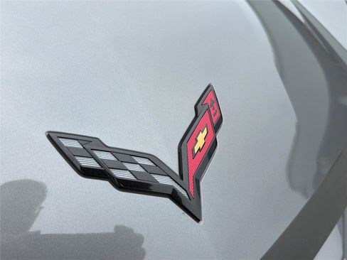 Used 2016 Chevrolet Corvette Z06 w/ 3LZ Preferred Equipment Group RWD image 35