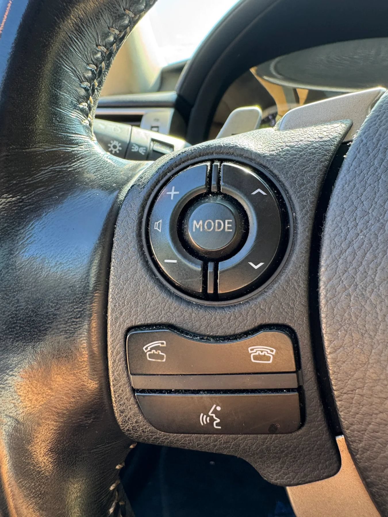 Used 2016 Lexus IS 350 w/ Navigation System Package RWD image 11