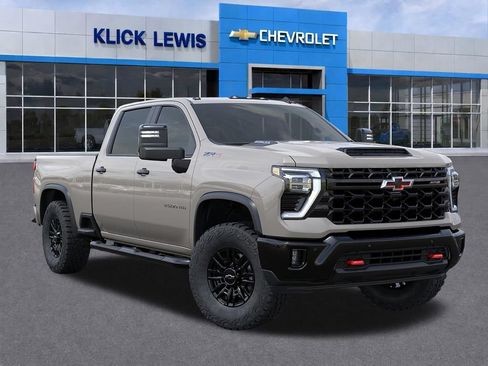 New 2026 Chevrolet Silverado 2500 ZR2 AWD/4WD image 7