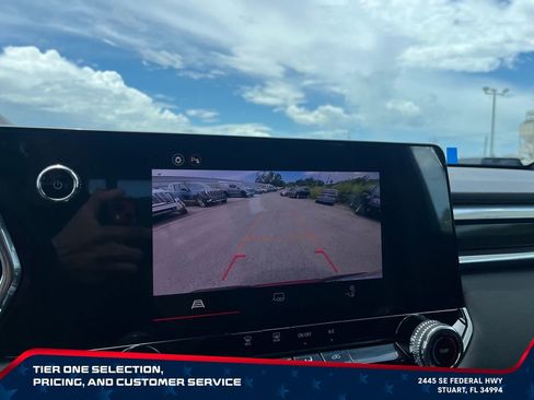 Used 2026 GMC Canyon Elevation RWD image 32