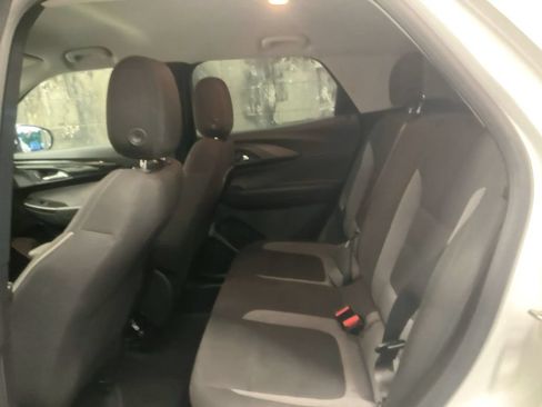 Used 2025 Chevrolet TrailBlazer LT AWD/4WD image 25