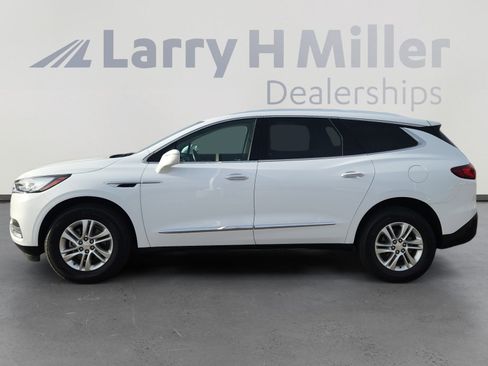 Used 2019 Buick Enclave Essence image 3