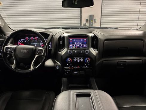 Used 2020 Chevrolet Silverado 1500 LT Trail Boss AWD/4WD image 12