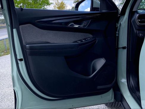 Used 2025 Chevrolet TrailBlazer LT image 21