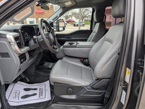 Used 2023 Ford F250 XL image 10