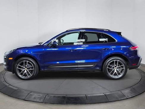 Certified 2024 Porsche Macan w/ Premium Plus Package AWD/4WD image 2