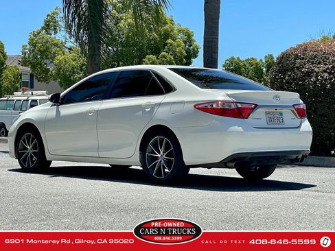 Used 2017 Toyota Camry XSE FWD image 6