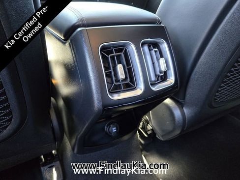 Certified 2025 Kia Sorento EX image 16