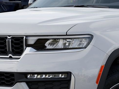 New 2026 Jeep Grand Cherokee L Limited image 10