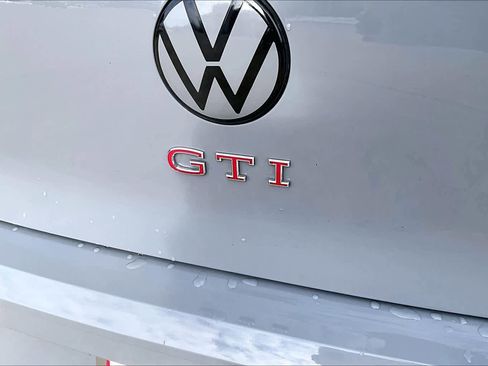 Used 2022 Volkswagen GTI S image 21