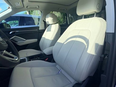 Used 2025 Audi Q3 2.0T Premium Plus w/ Premium Plus Package image 14