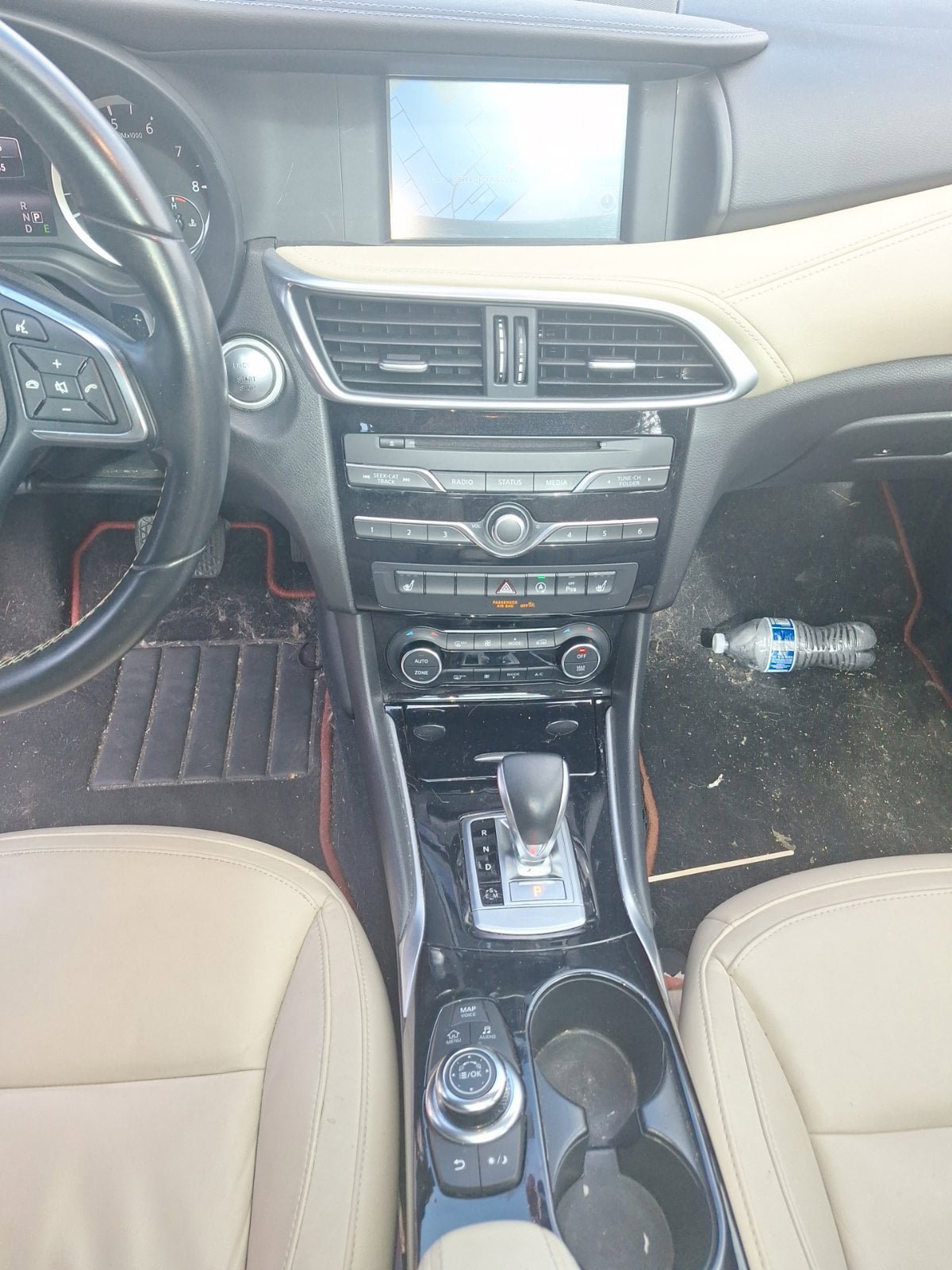 Used 2018 INFINITI QX30 Premium w/ Navigation Package FWD image 14