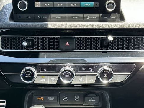 Used 2025 Honda Civic Sport image 13