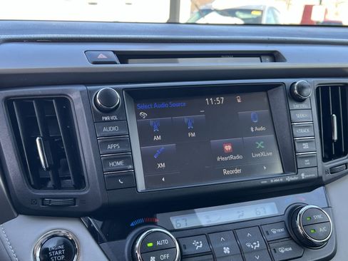 Used 2016 Toyota RAV4 XLE image 18