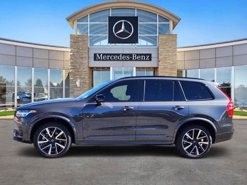 Used 2023 Volvo XC90 T8 Plus w/ Protection Package Premier image 2