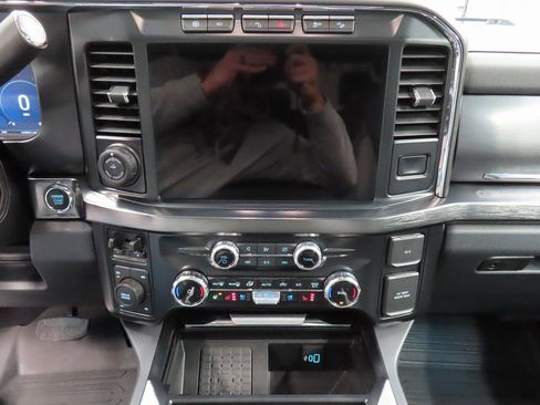 Used 2024 Ford F250 Lariat w/ Lariat Ultimate Package image 13