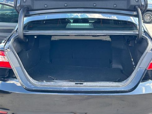 Used 2020 Toyota Camry LE FWD image 13