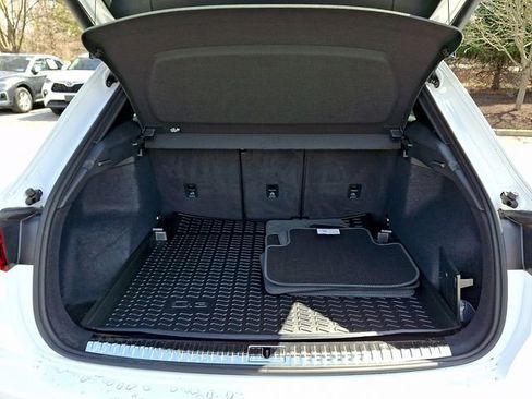 Used 2025 Audi Q3 2.0T Premium w/ Convenience Package image 29