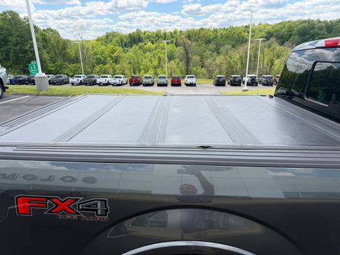 Used 2018 Ford F150 XLT w/ Equipment Group 302A Luxury AWD/4WD image 14