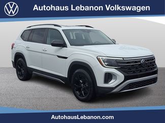 Used 2024 Volkswagen Atlas Peak Edition SE video 1