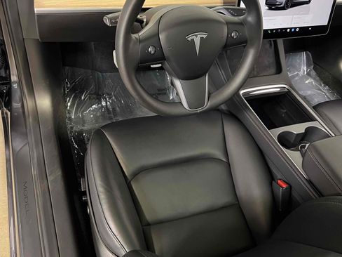 Used 2023 Tesla Model 3 Performance image 23