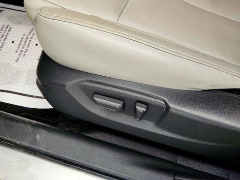 Used 2022 Mitsubishi Eclipse Cross SEL image 10