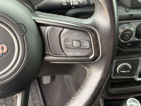 Used 2021 Jeep Wrangler Unlimited Sport AWD/4WD image 22