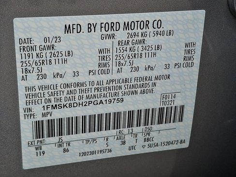 Used 2023 Ford Explorer XLT AWD/4WD image 29