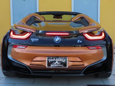 Used 2019 BMW i8 Roadster AWD/4WD image 13