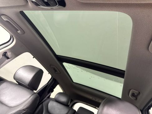 Used 2022 Hyundai Santa Fe Limited FWD image 23