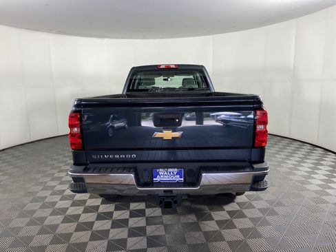 Used 2018 Chevrolet Silverado 2500 W/T AWD/4WD image 6