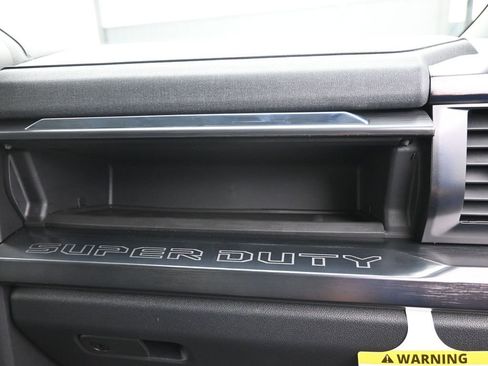 New 2026 Ford F450 Lariat w/ Lariat Premium Package image 25