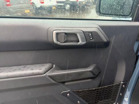 New 2025 Ford Bronco Outer Banks w/ Sasquatch Package AWD/4WD image 14