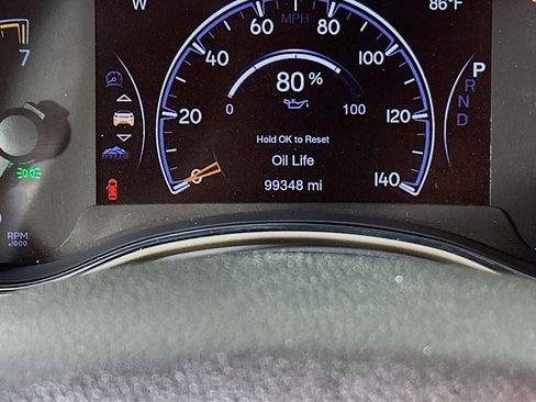 Used 2017 Jeep Grand Cherokee Limited AWD/4WD image 19