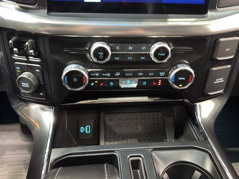 Used 2023 Ford F150 Lariat w/ Equipment Group 502A High image 32