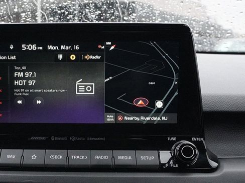 Used 2021 Kia Seltos SX image 40