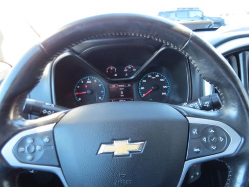 Used 2022 Chevrolet Colorado LT w/ Safety Package image 20