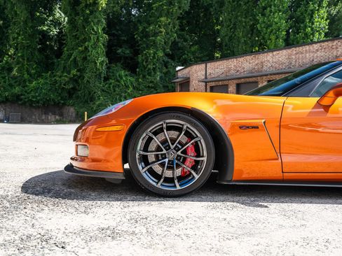Used 2009 Chevrolet Corvette Z06 w/ Preferred Equipment Group RWD image 4