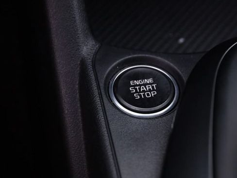 Used 2025 Kia K4 FWD image 14