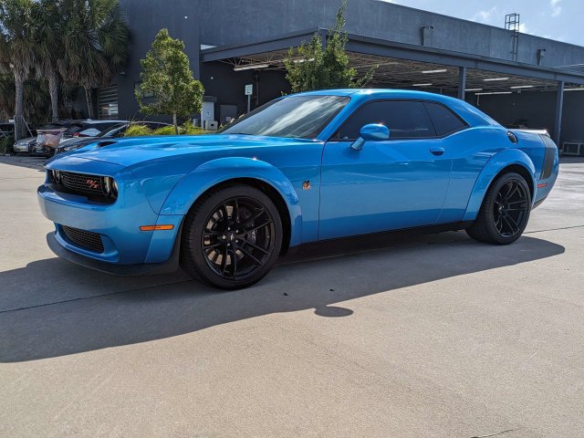 Used 2023 Dodge Challenger R/T Scat Pack RWD image 9