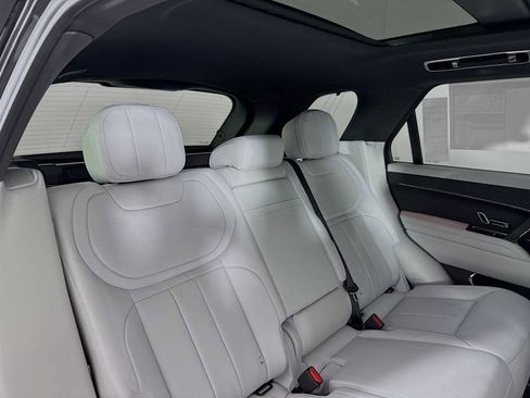 New 2026 Land Rover Range Rover Sport SE AWD/4WD image 27