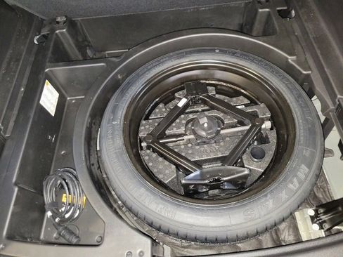 Used 2023 Chevrolet Blazer LT image 30