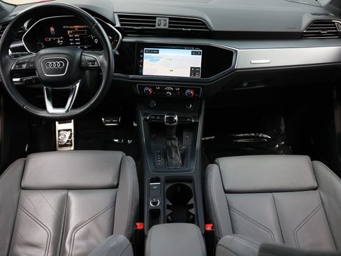 Used 2020 Audi Q3 2.0T Premium Plus w/ Premium Plus Package AWD/4WD image 2